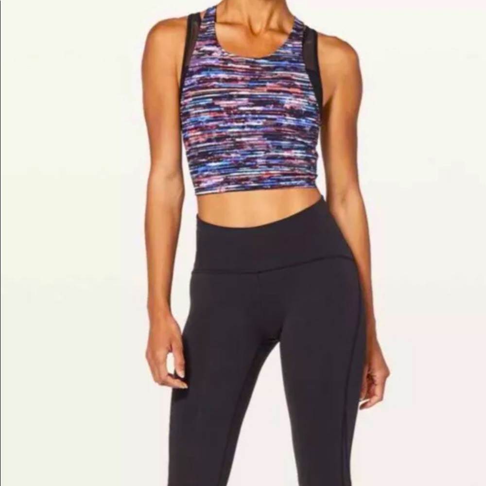 Lululemon Break Free Tank *Nulux
Hinshu Alpine White Multi / Black Running Yoga